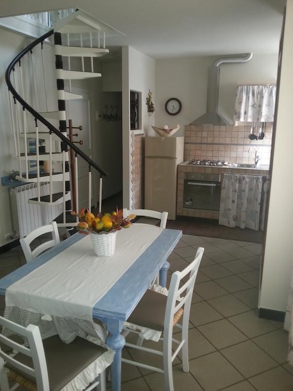 Case Vacanze Borgo Marina インペリア 部屋 写真